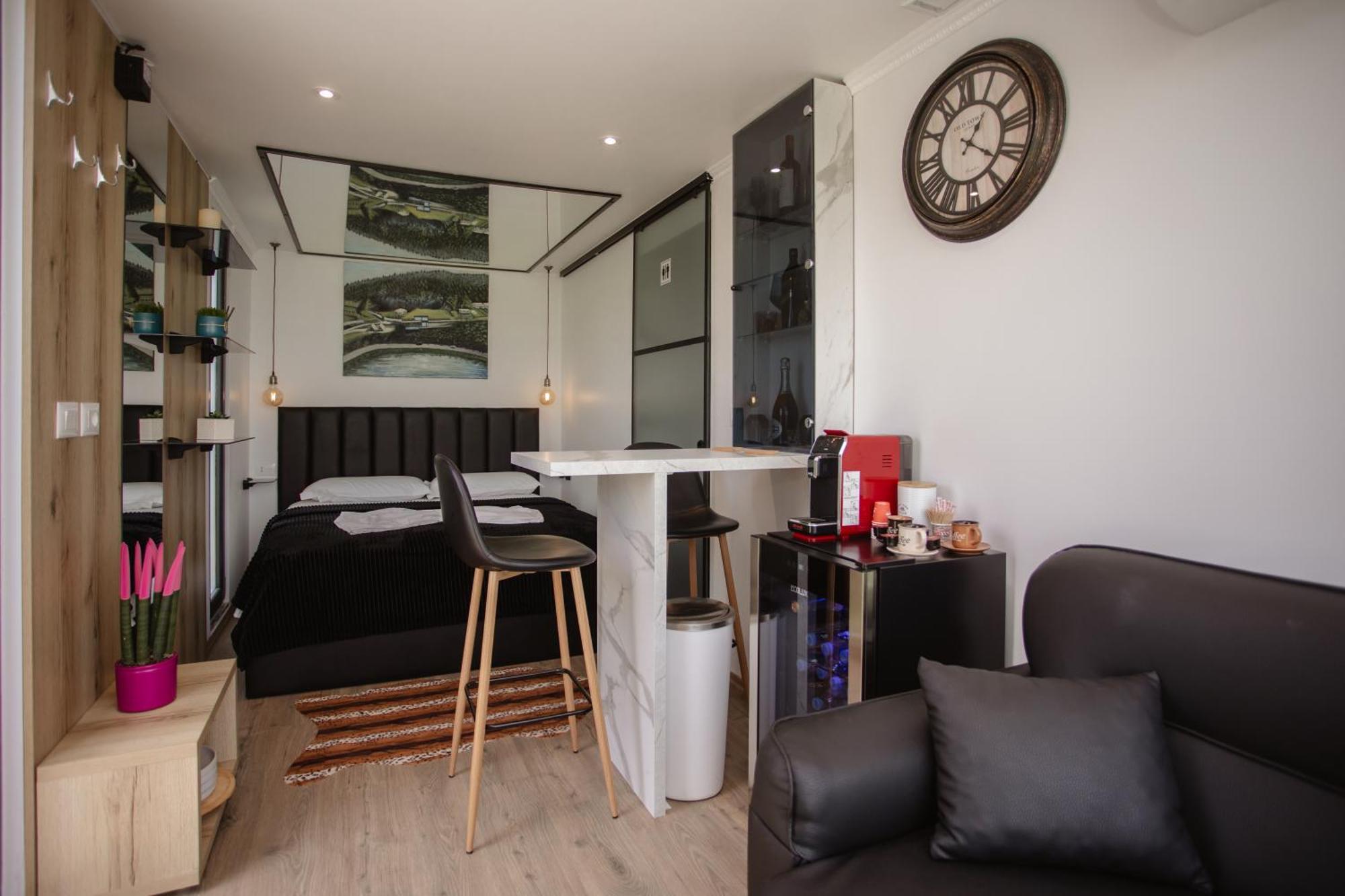 446 Tiny House Shiroke Villa Dış mekan fotoğraf